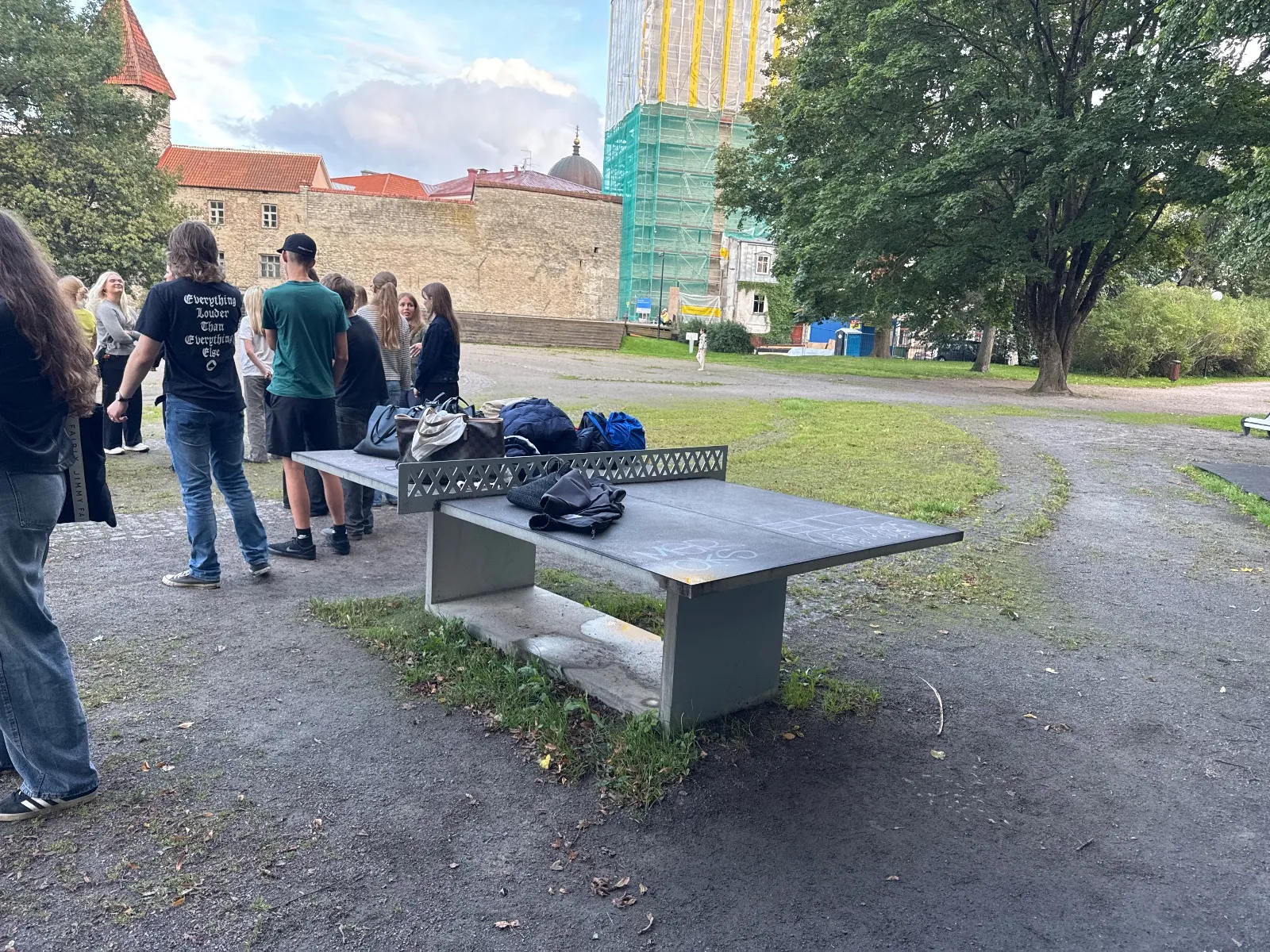 Tornide Väljak — pinksilaud